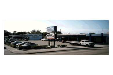 Gonz Collision Center shop in the 1990s with tow truck, Lake Worth Beach Gonz Collision Center shop in the 1990s with tow truck, Lake Worth Beach